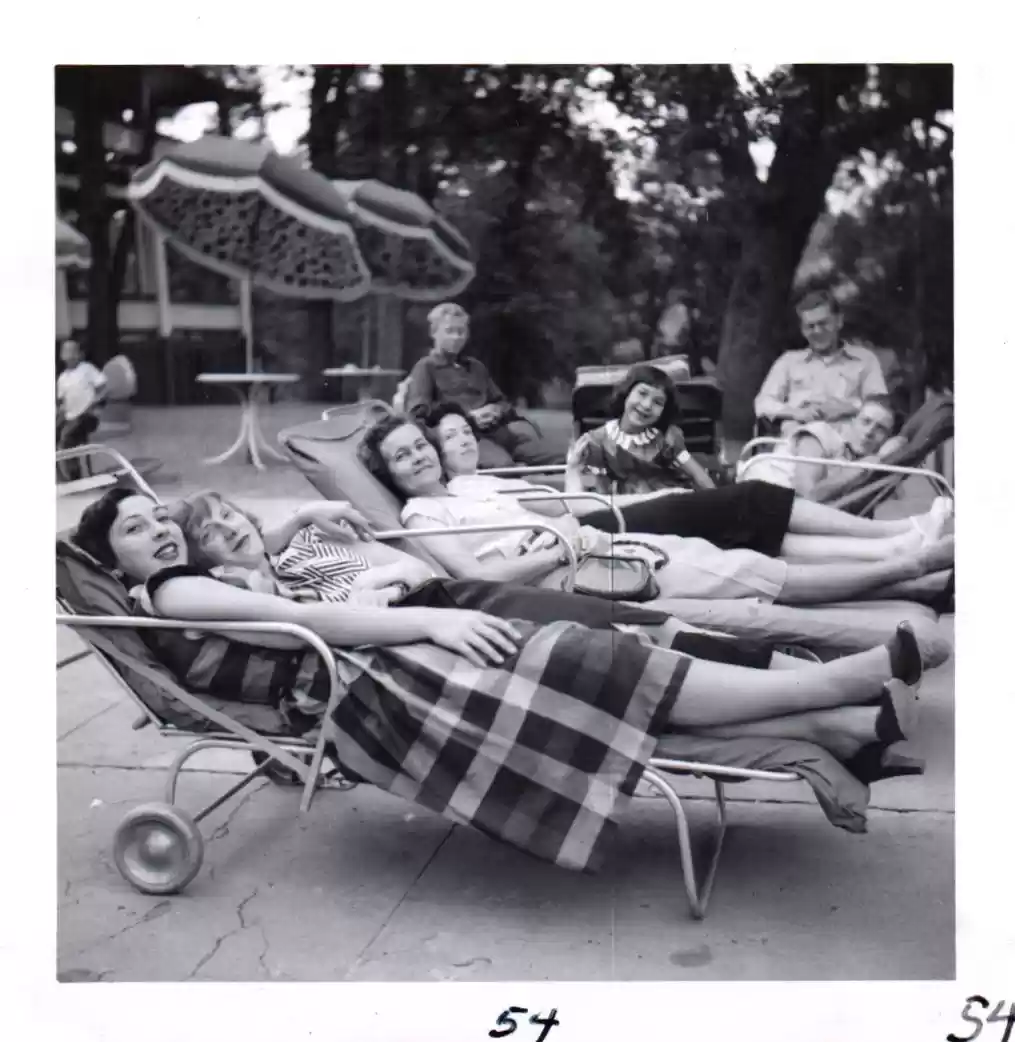 Relaxing at Seigler Springs (54)